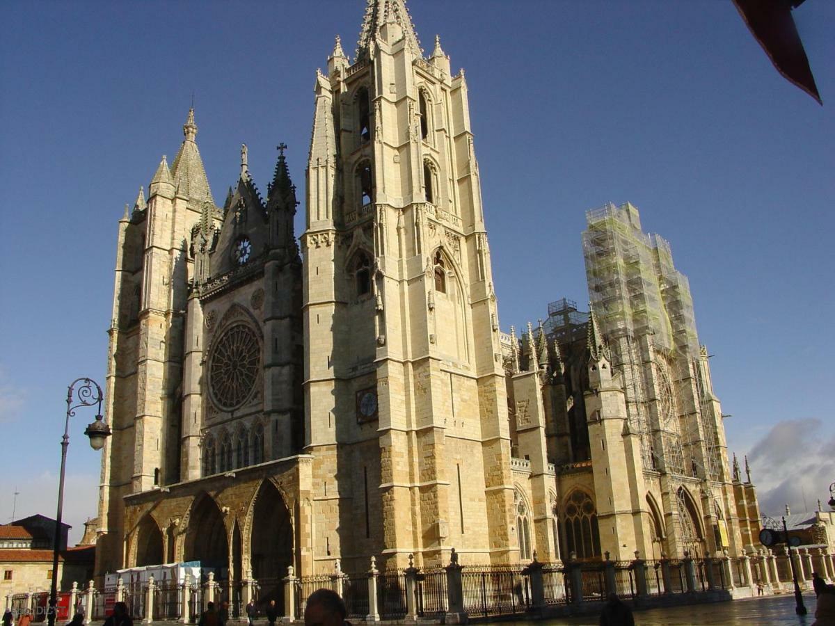 Apartamento Conde Luna Леон Экстерьер фото